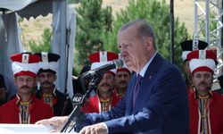 Cumhurbaşkanı Erdoğan: "Kardeşçe kucaklaşmamızı engelleyemezsiniz"