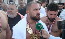 Kula Er Meydanı’nda Başpehlivan Feyzullah Aktürk