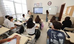 Şehzadeler Belediyesinden lise öğrencilerine eğitim desteği