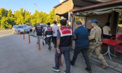 İzmir’de FETÖ’nün güncel yapılanmasına finansman operasyonu: 21 gözaltı