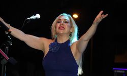 Kurtuluşun 104. yılında Zeynep Dizdar sahne aldı