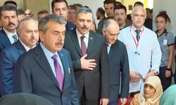 Bakan Tekin ve Bakan Çiftçi yaralı öğrencileri ziyaret etti