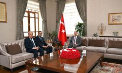 Demirci Belediye Başkanı Kara'dan Vali Özkan'a ziyaret