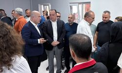 Besim Dutlulu yaralı öğrencileri hastanede ziyaret etti