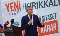 9 belediye başkanı AK Parti’ye mi geçiyor? Özgür Özel’den “yeni ihanetler” çıkışı!
