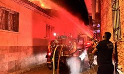 Kula’da yangın can aldı: Ev sahibi hayatını kaybetti