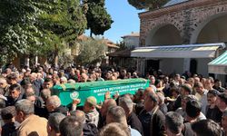 Evindeki yangını izlerken fenalaşan adam Manisa'da toprağa verildi