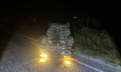 Manisa’da virajı alamadı, otomobiliyle takla attı