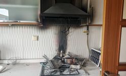 Ocakta unutulan yağ evi yakıyordu