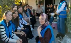 Manisalı gençler yaşlıların gönüllerine dokundu!