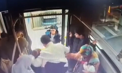 Manisa’da yürekleri ısıtan görüntü! Şoförden örnek davranış