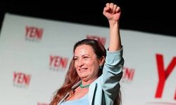 YENİ Parti Manisa’da İlksen Özalper yeniden başkan seçildi