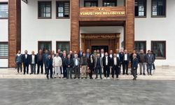 Manisalı muhtarlardan Özge Arslan'a destek