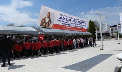 Şehit öğretmen ve öğrenciler için Selendi’de duygu dolu hayır