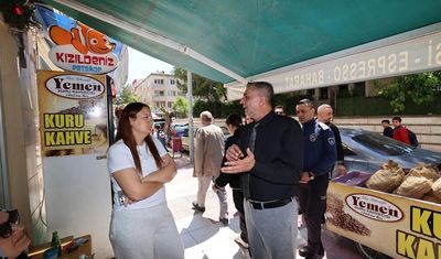 Başkan Şimşek esnafın istek ve önerilerini yerinde dinledi