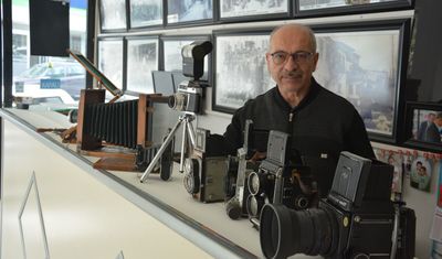 Usta fotoğrafçı yarım asırlık arşivini müzeye bağışladı