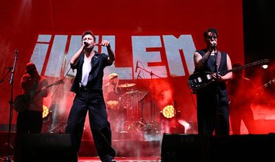 Demirci'de festival coşkusu Grup İkilem ile tavan yaptı