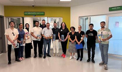 Ak Gençlik Şehir Hastanesinde miniklere moral oldu