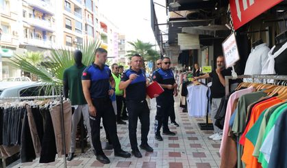 Turgutlu Zabıtasından kaldırım işgali denetimi