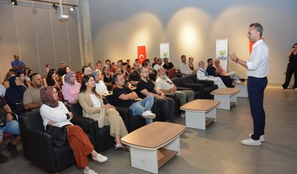 MAFOD'tan 19 Ağustos'a özel fotoğraf gösterimi