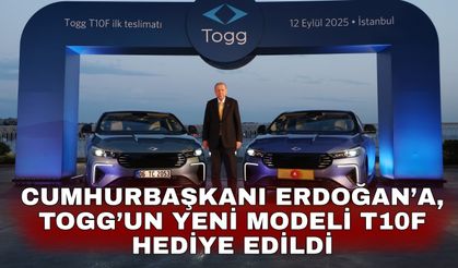 Cumhurbaşkanı Erdoğan’a, TOGG’un yeni modeli T10F hediye edildi
