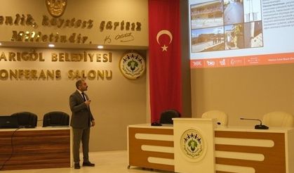 Sarıgöl’ün fay hatları Bilim Kafe’de masaya yatırıldı