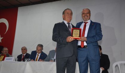 Akhisar'da mevcut başkan 1 oy farkla kazandı