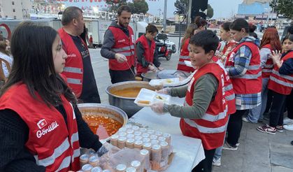 Alaşehir'de hayırseverler iftar bağışı için yarıştı