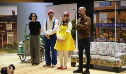 Turgut ve Lulu ilk kez sahne aldı