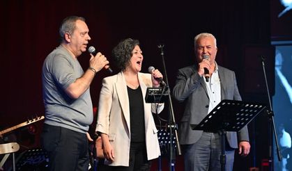 Manisa'da "Ustalara Saygı" gecesine büyük ilgi