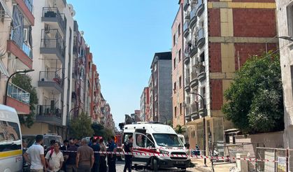 Manisa'da çatıdan atlayan şahıs ağır yaralandı