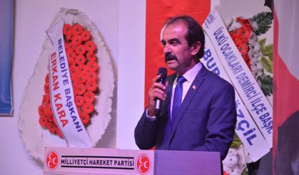 MHP Demirci İlçe Başkanlığına Veysel Çınar seçildi