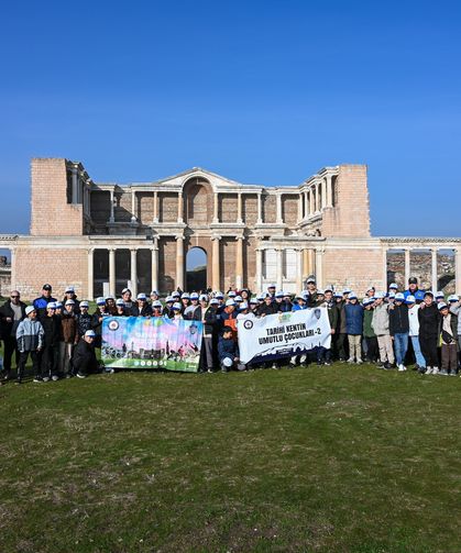 ‘Tarihi Kentin Umutlu Çocukları’ Kula-Salihli UNESCO Jeoparkı'nda buluştu