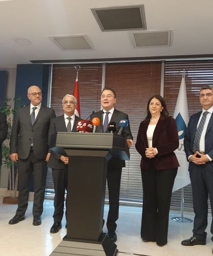 DEM Parti heyeti, DEVA Partisi ile görüştü