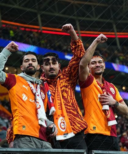 Galatasaray ilk 24'ü garantiledi!