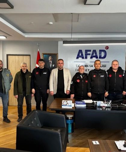 Gökyüzünün gönüllü neferleri Manisa'da 'İHAKUT' çatısı altında birleşti