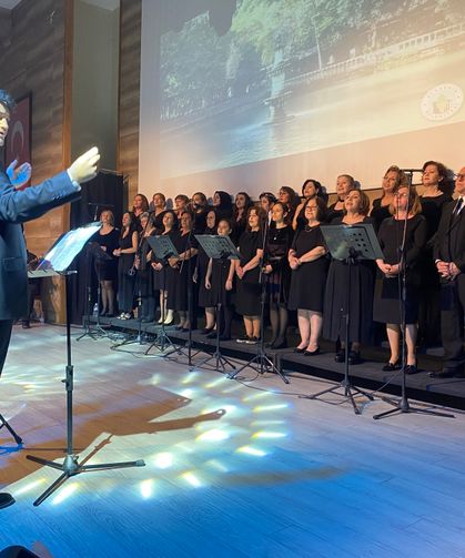 Anadolu'nun ezgileri Alaşehir'de yankılandı