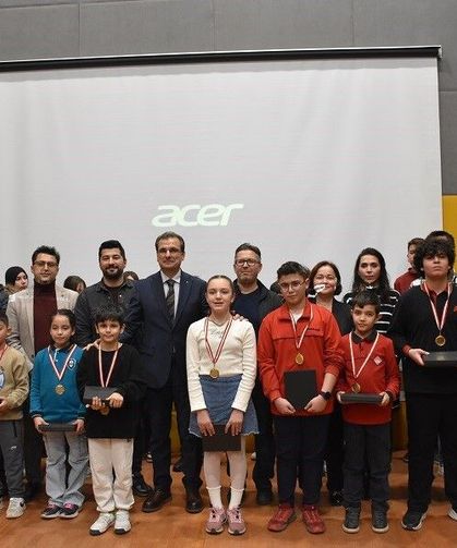 Salihli’de akıl ve zeka oyunları heyecanı: 157 öğrenci ilçe finalinde yarıştı