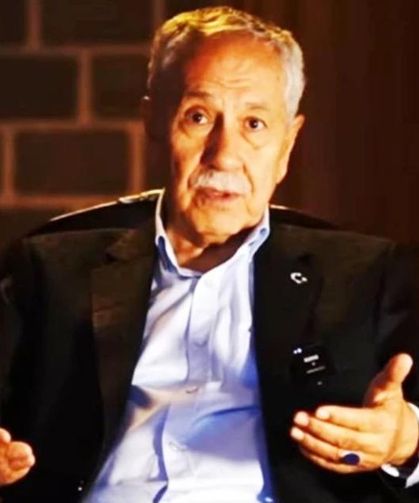 Bülent Arınç: " Herkes Dindarlardan kaçıyor,  Millet Müslümanlığı bıraktı"