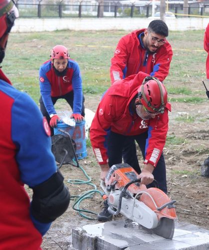 Cansuyu Derneğinden dev tatbikat