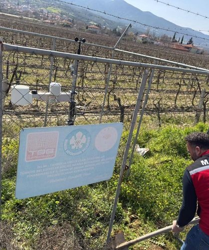 Sarıgöl'de erken uyarı tahmin istasyonlarının bakımı yapıldı