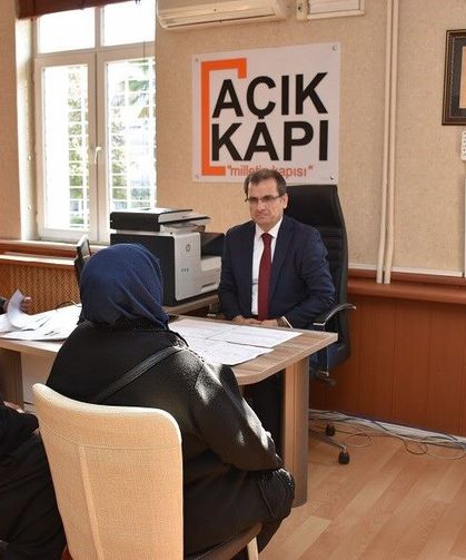 Kaymakam Güldoğan, ‘Açık Kapı’da vatandaşların sorunlarını dinledi