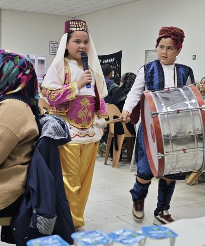Çocukların Ramazan gösterileri iftar sofrasına renk kattı