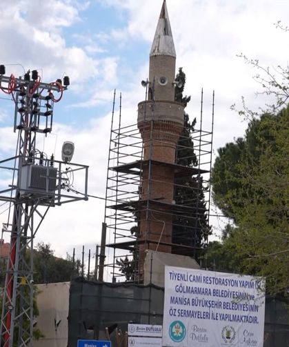 Depremde hasar gören caminin restorasyonuna başlandı
