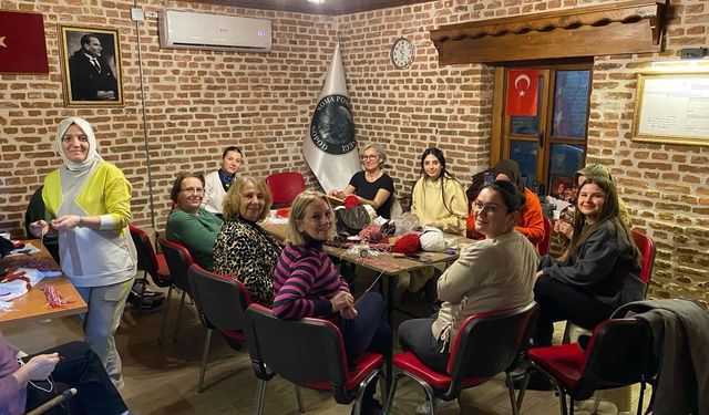 Soma'daki Pomaklar Marteniçka geleneğini yaşatıyor