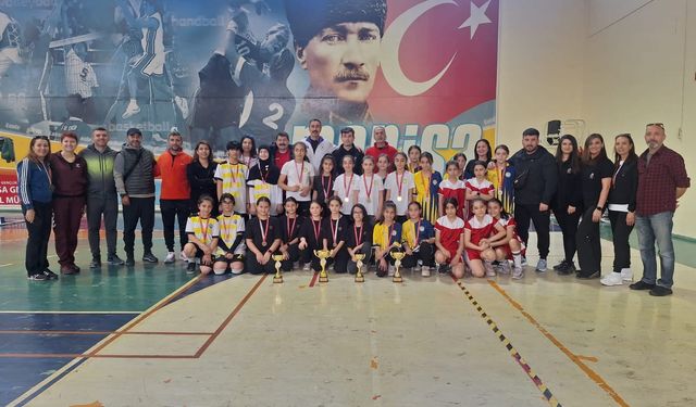 Manisa’da Okul Sporlarında iki branşta müsabakalar sona erdi