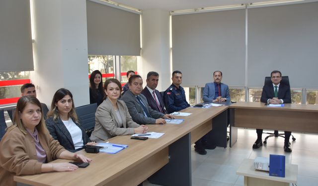 Salihli'de kadına yönelik şiddetle mücadele toplantısı yapıldı