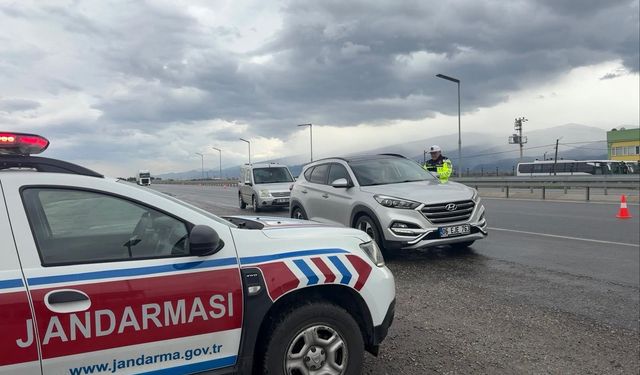 Salihli Jandarmadan ‘Bayram denetimi’