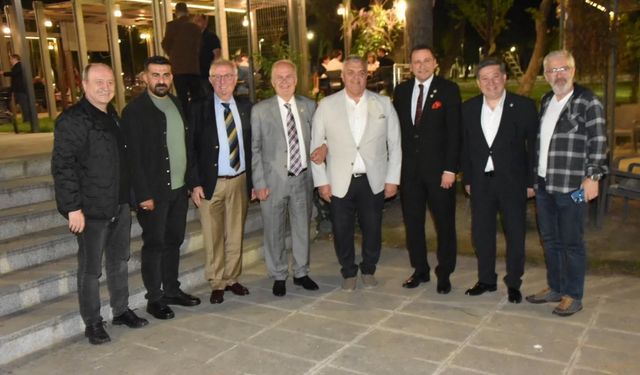 Dostlar Meclisi Akhisar'da!