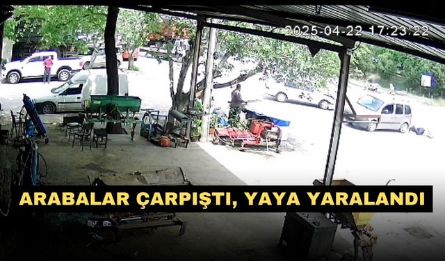 Arabalar çarpıştı, yaya yaralandı